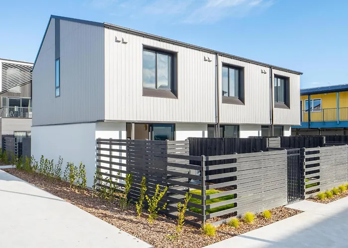Cbd 2 Bed 2 Bath With Free Parking