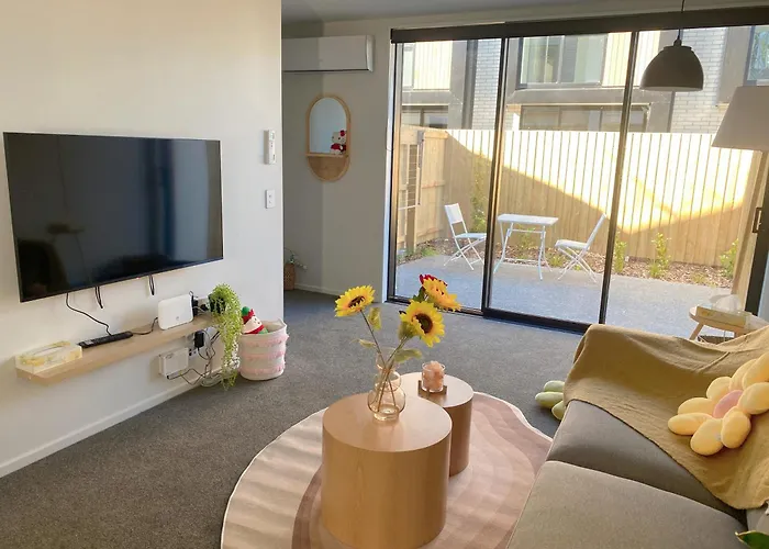 Addington Luxury Townhouse