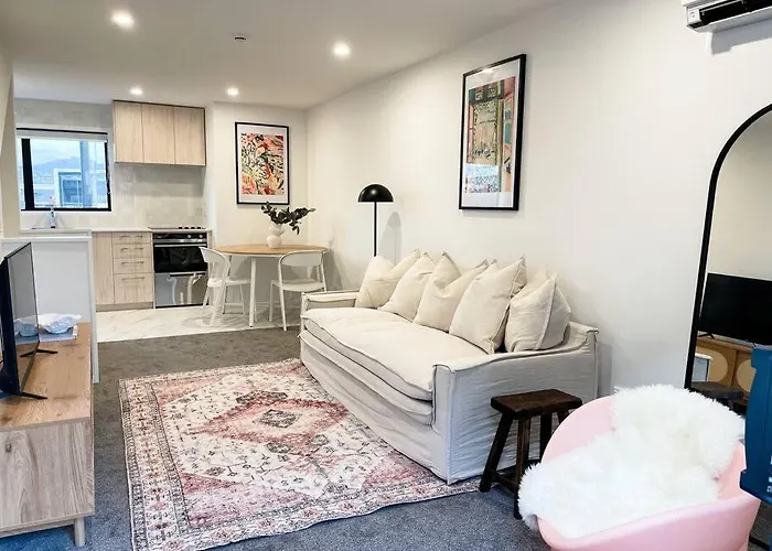 Chic City Centre Townhouse