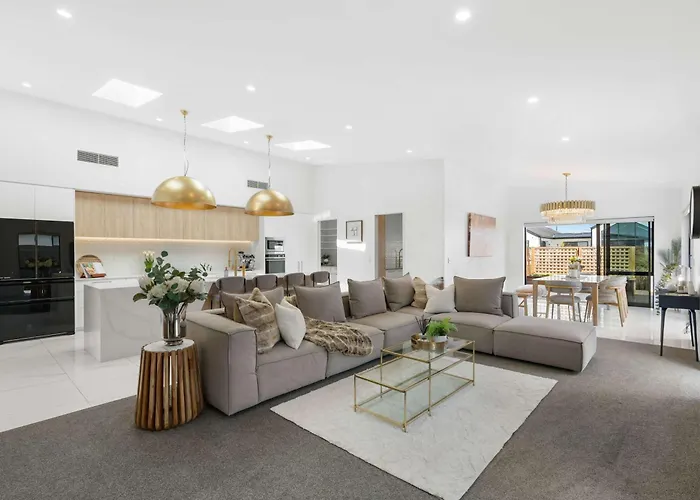 5-Bed Luxury Living At It\'S Finest That Sleeps 10