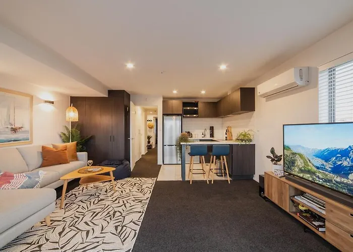 Modern Christchurch Apartment