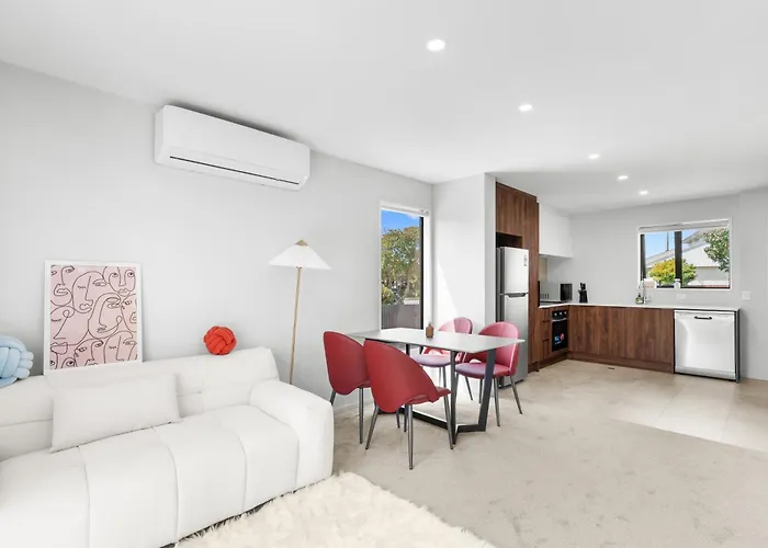 Cosy Stay Close To Airport