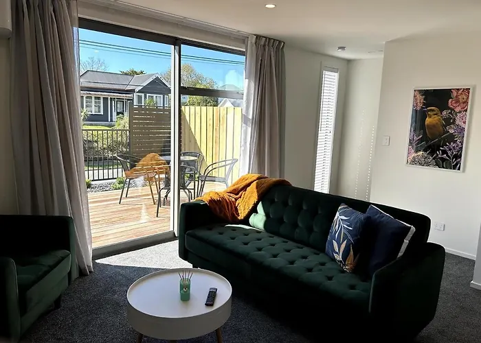 Apartment 2 On Armagh!