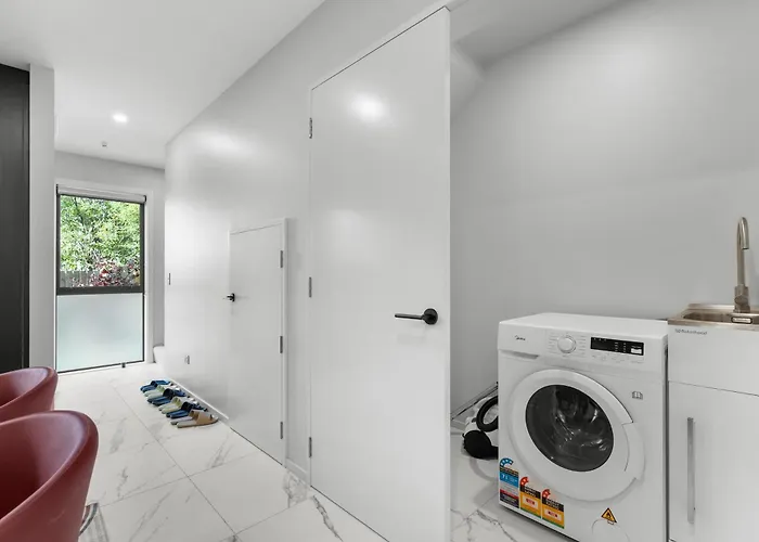 Scholarly Stay 3Br3Ba Near Uc