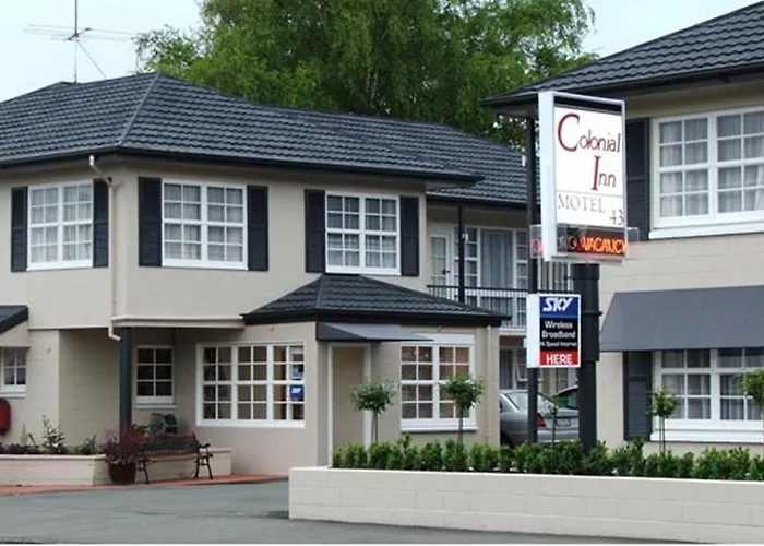 Colonial Inn Motel