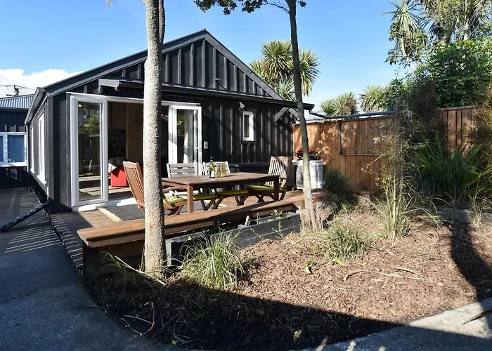 Aspen Villa - Christchurch Holiday Homes