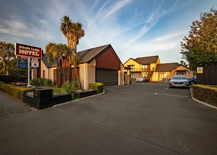 Abbella Lodge Motel