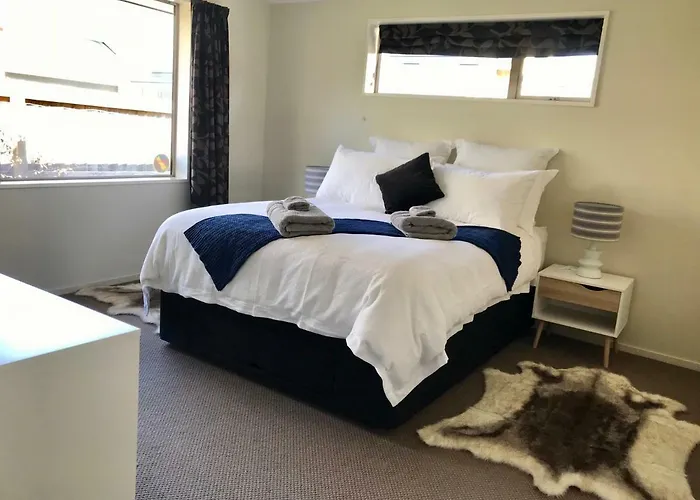 Christchurch City Fringe Family Home Modern Private Room