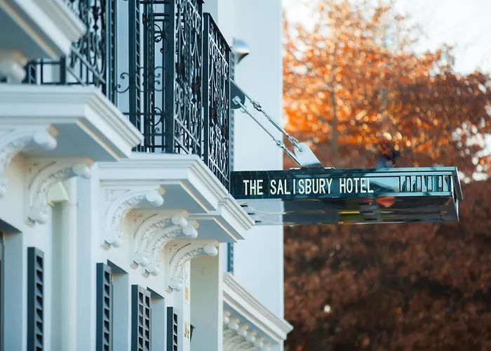 The Salisbury Business Class