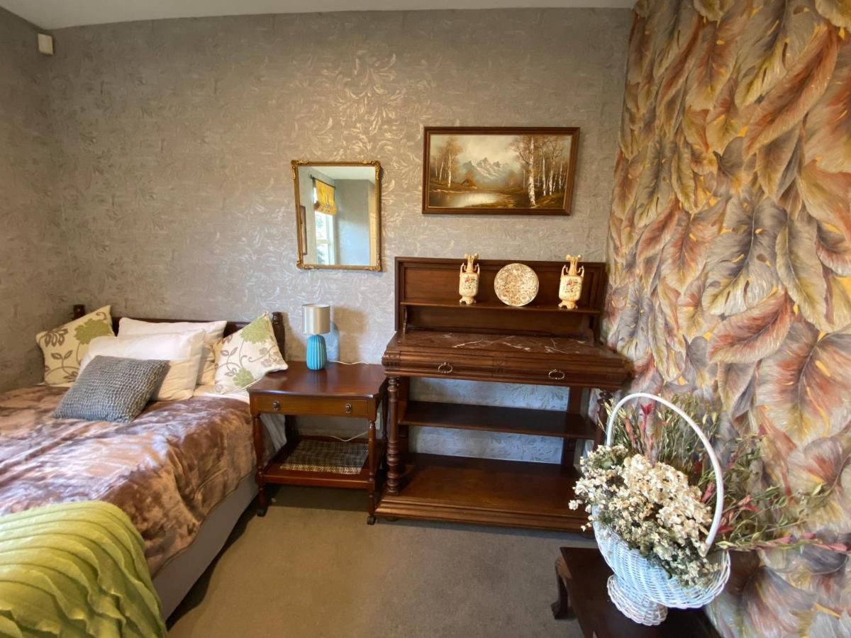 Clearwater Olive Estate Farm stay *