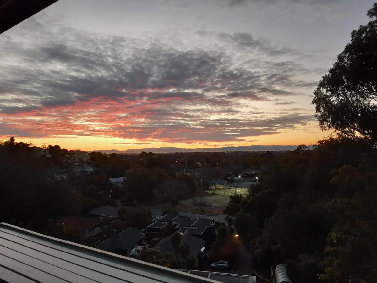 Sherwood 4-bedroom With Spectacular Views *