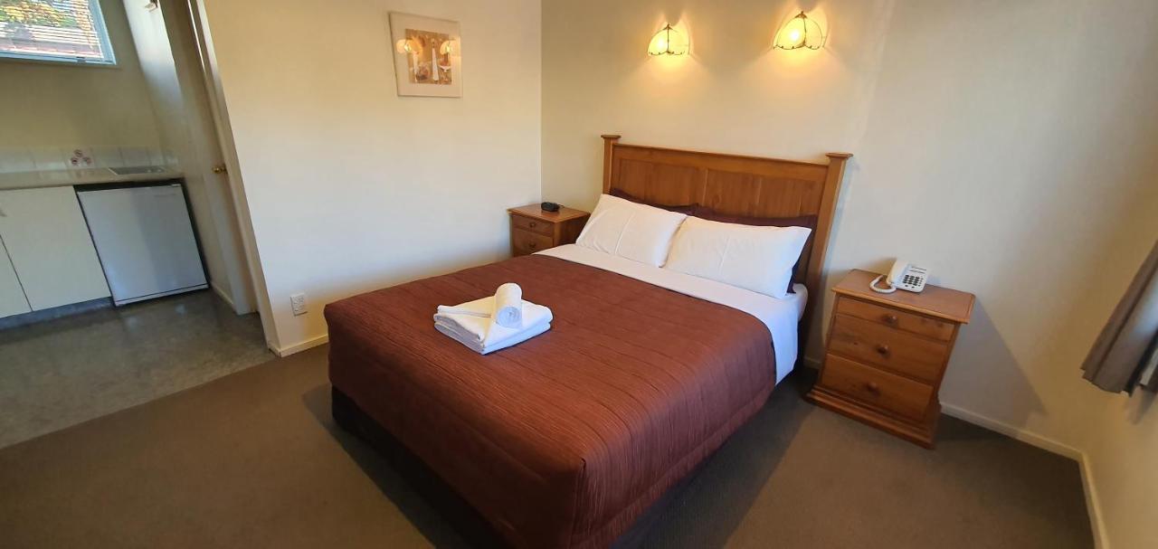 Motel Rosewood Court
