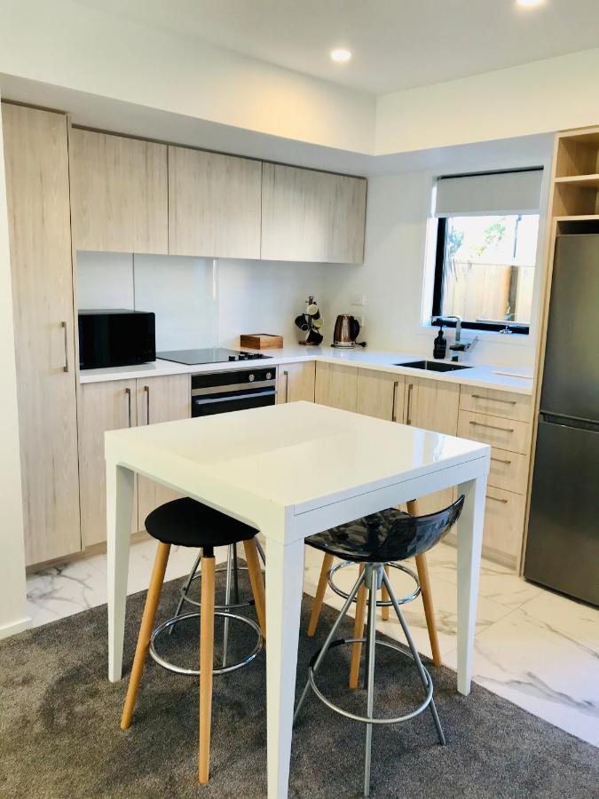 New Townhouse 5 Min From Central Chch Including Bikes To Use