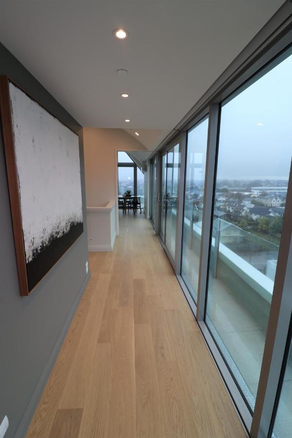 The Carlton Apartment