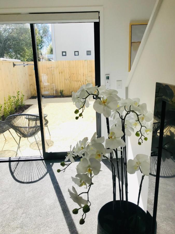New Townhouse 5 Min From Central Chch Including Bikes To Use Apartment