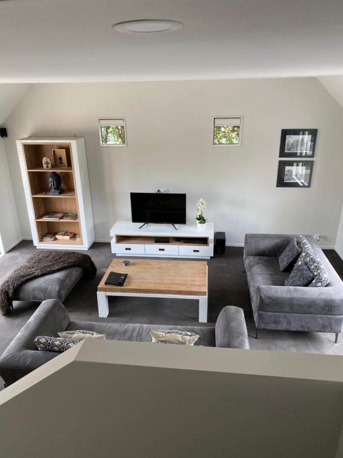 By Hagley Park Holiday home *