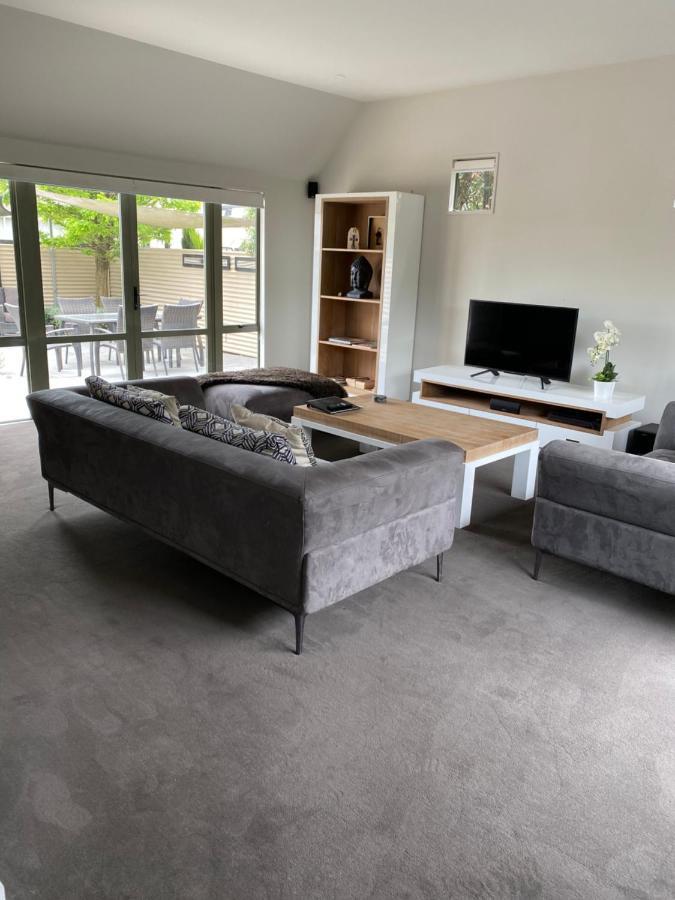 By Hagley Park Holiday home *