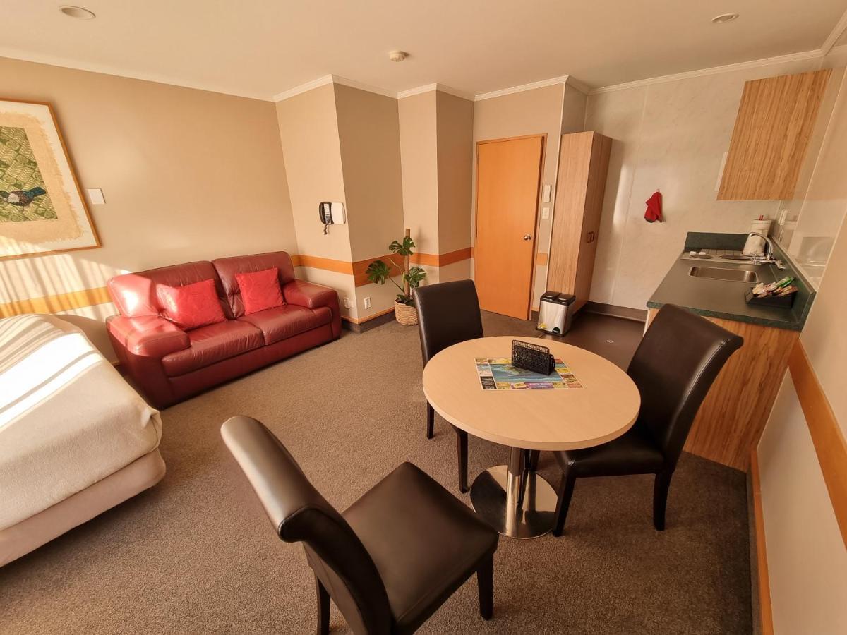 Motel Amross Court 4*