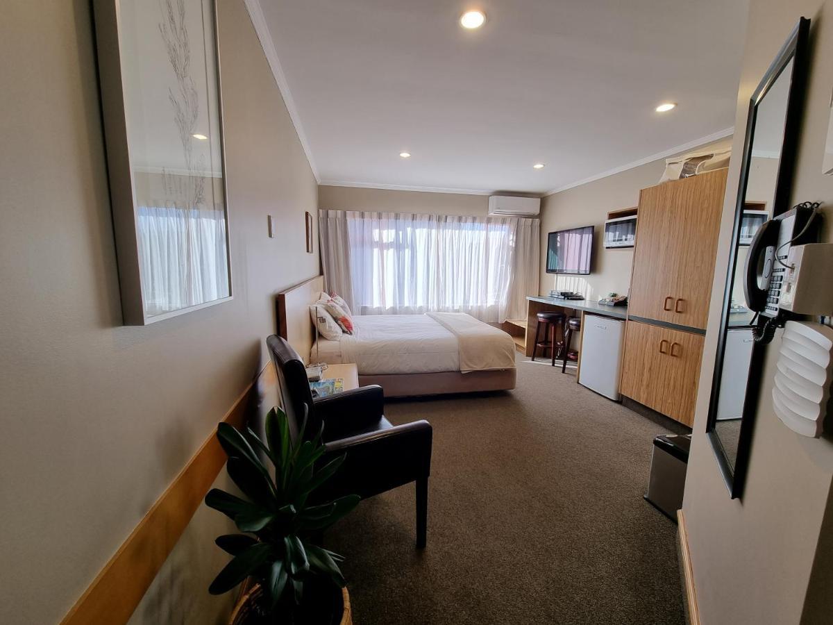 Motel Amross Court 4*