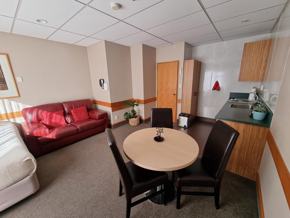 Motel Amross Court 4*