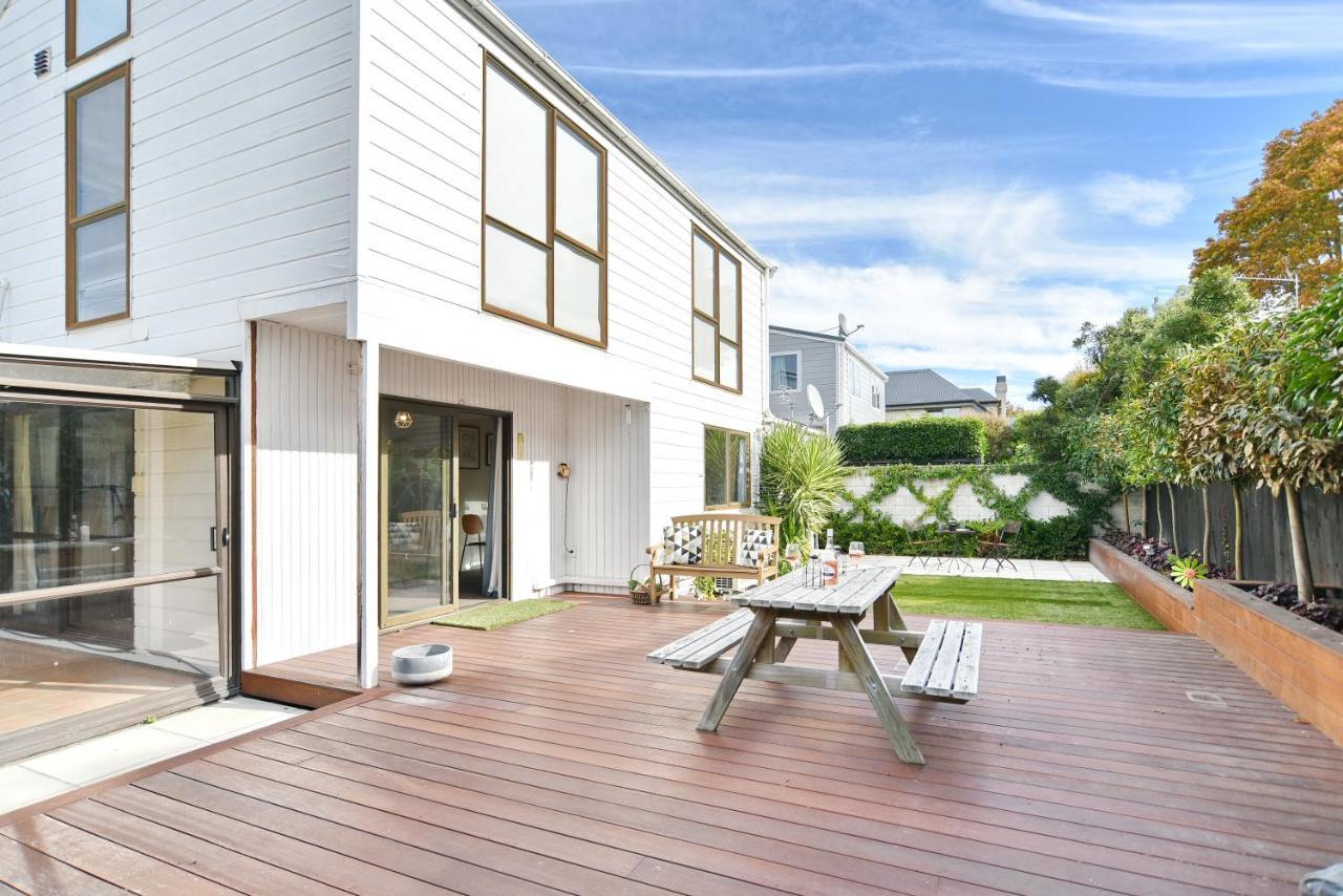 Merivale Lane - Holiday Homes *