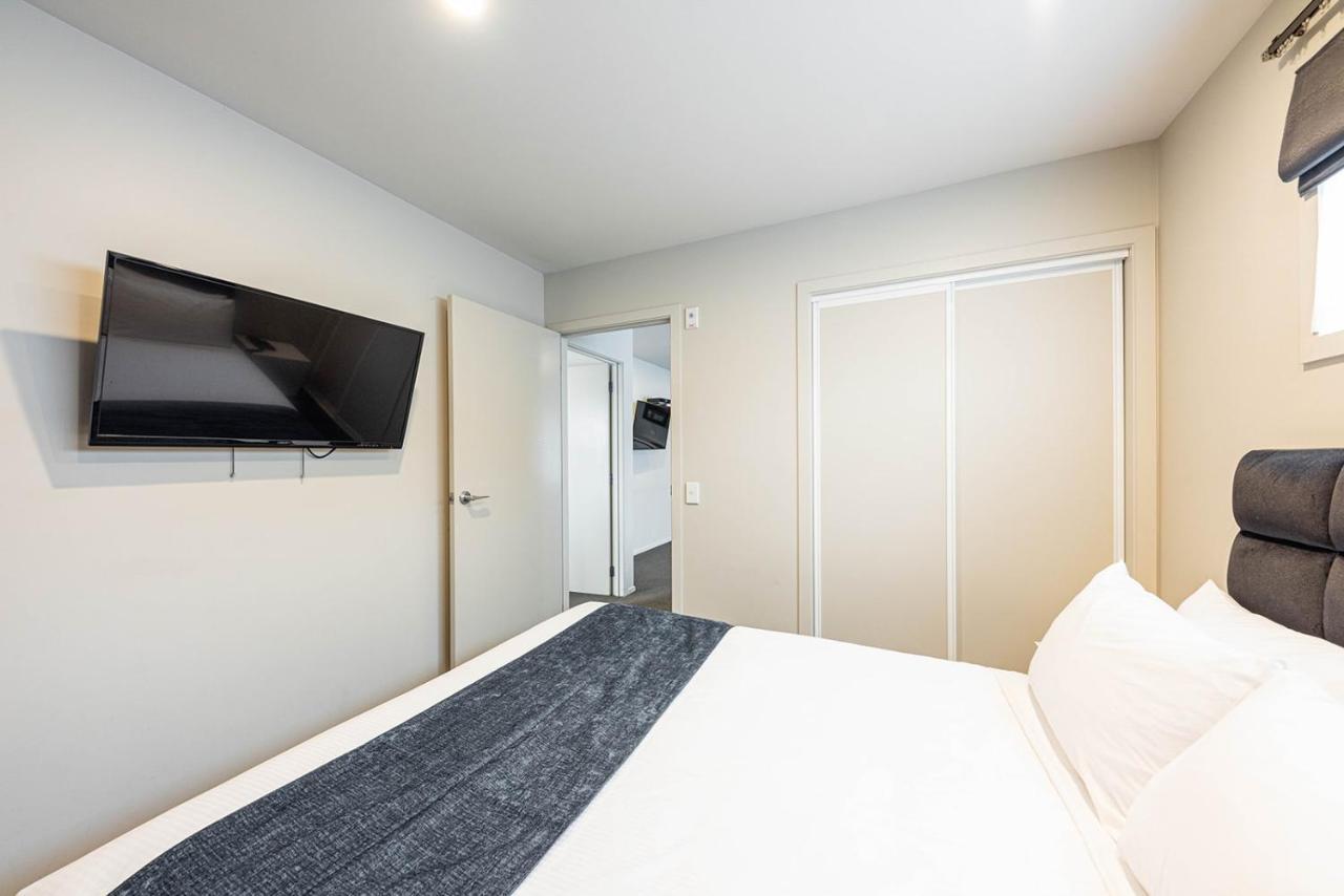 311 Riccarton 5* Christchurch