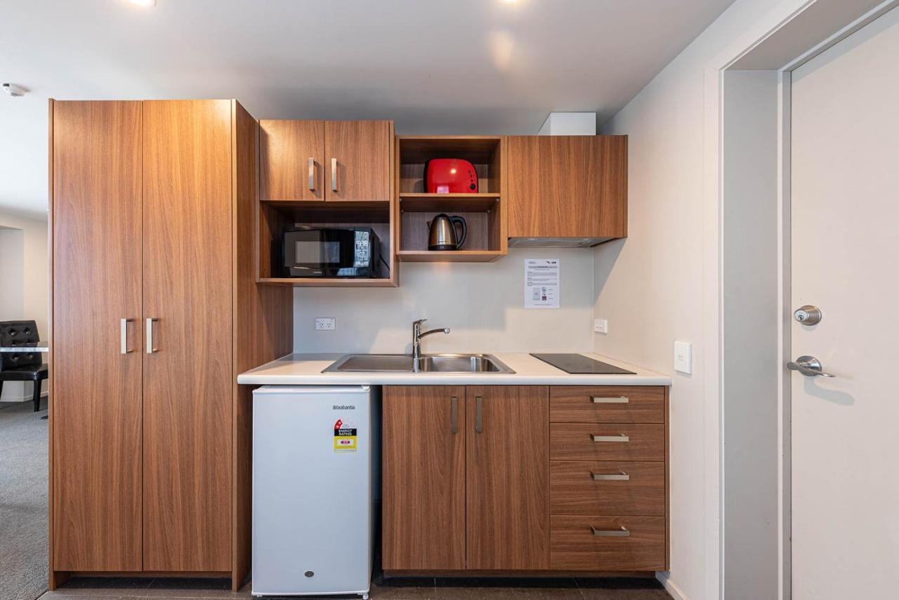 311 Riccarton 5* Christchurch