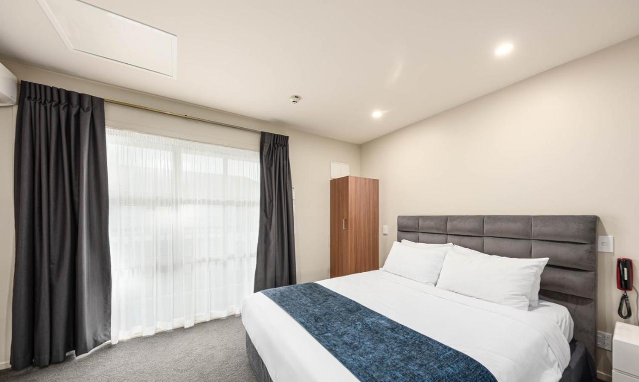 311 Riccarton 5* Christchurch