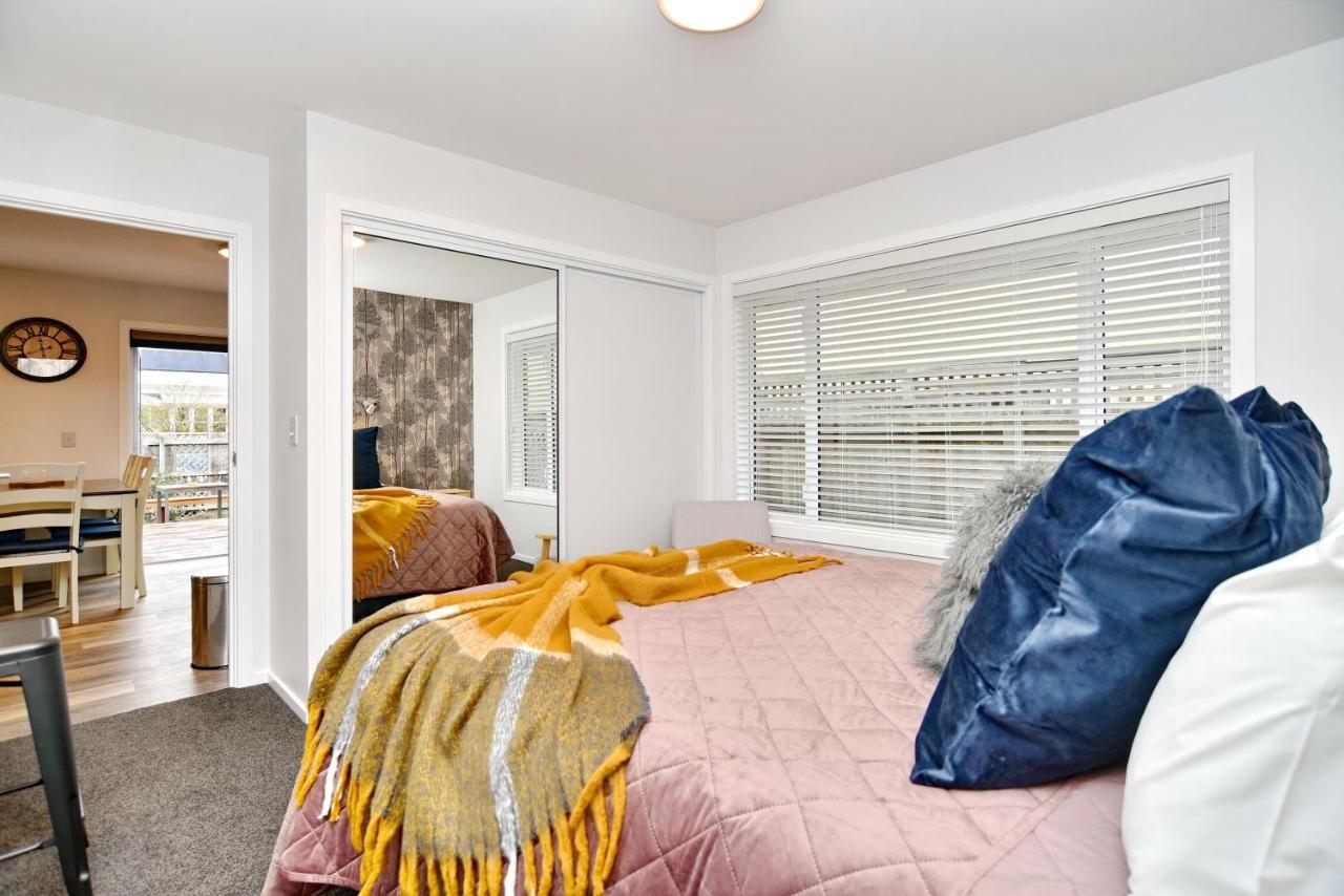 Brockworth Place - Holiday home *