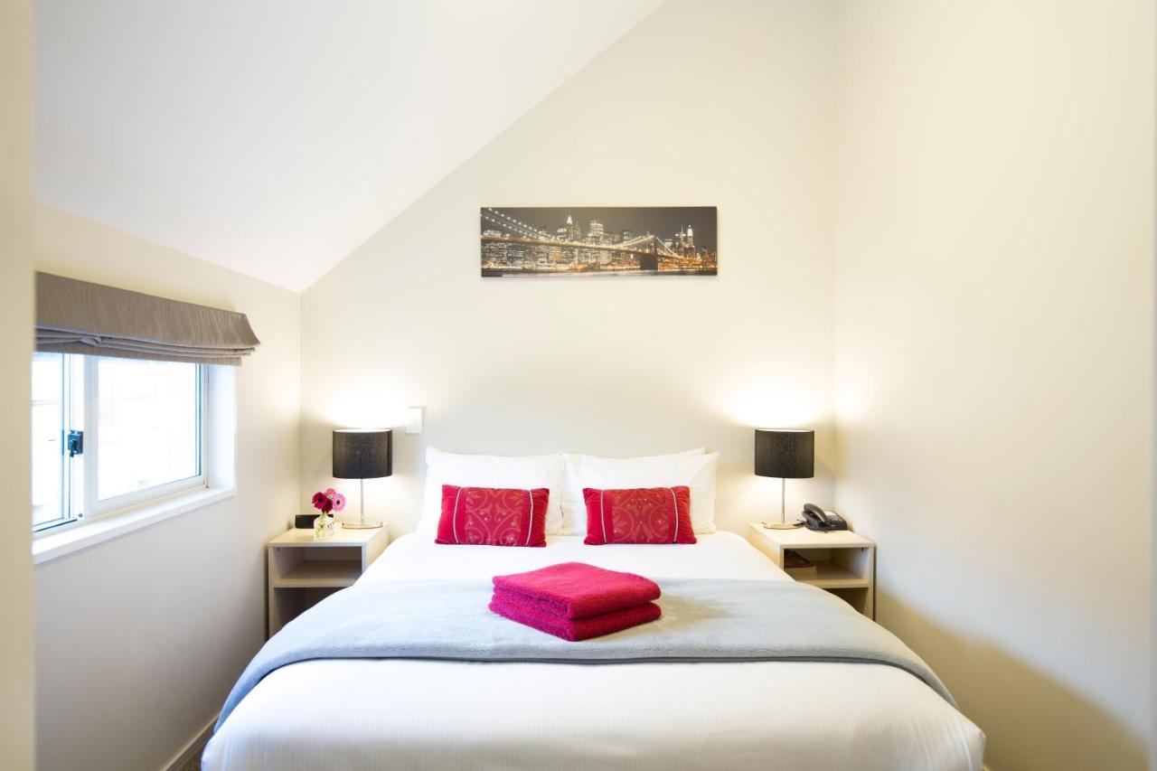 Nova Motel 4*