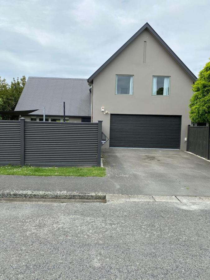 By Hagley Park * Christchurch