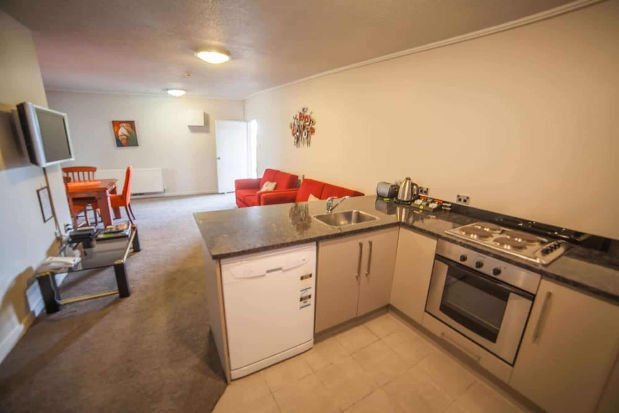 Motel City Central Motel Apartments 4*