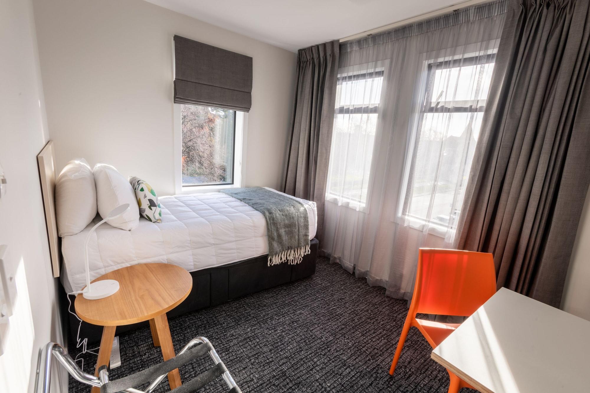 Hotel Give Christchurch
