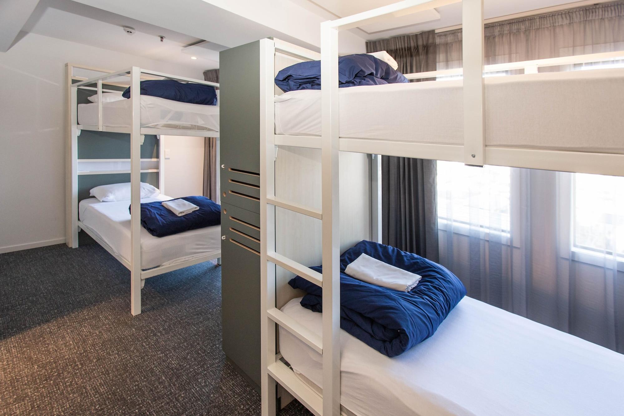 Give Hotel
