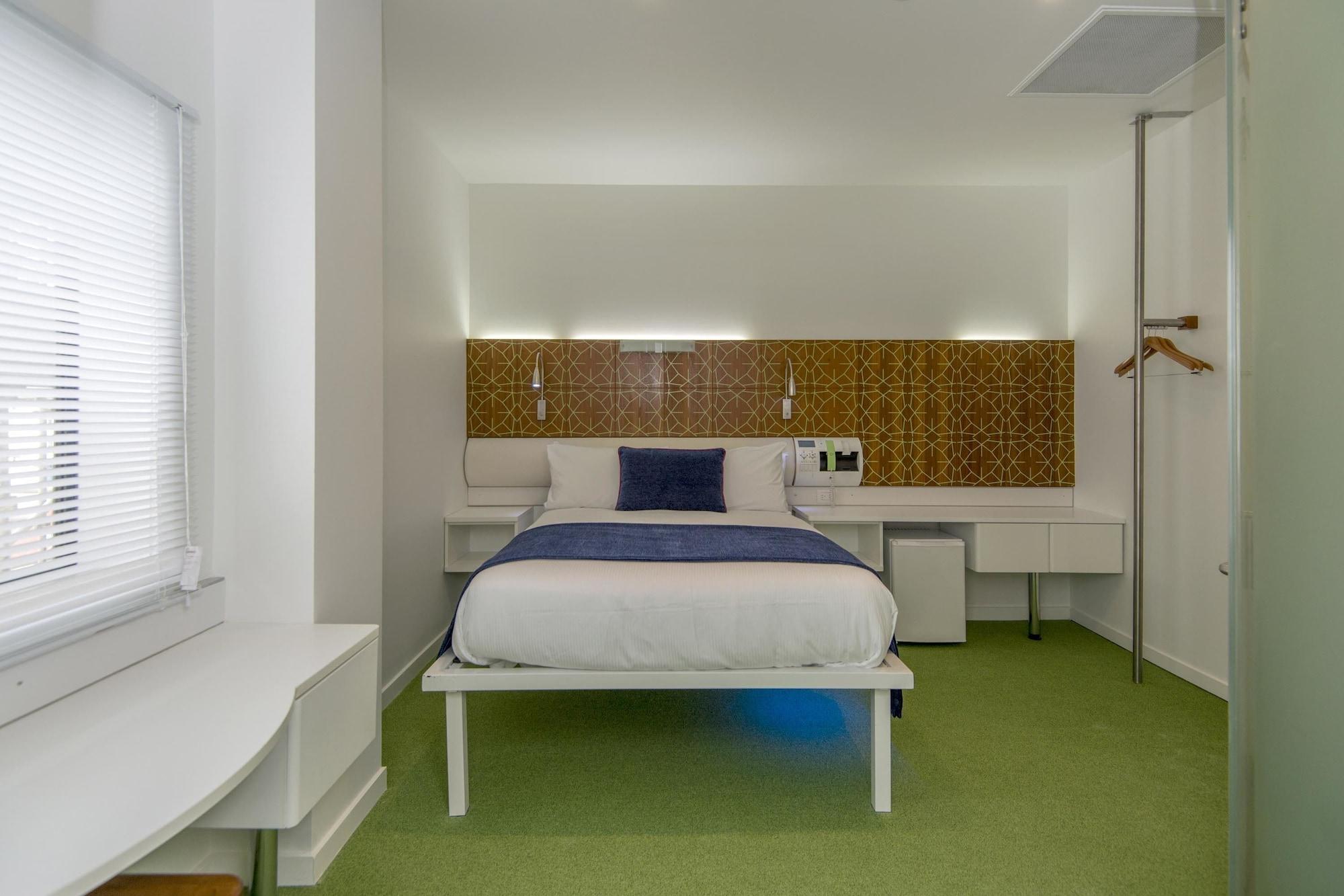 Hotel Breakfree On Cashel, An Accor 3*