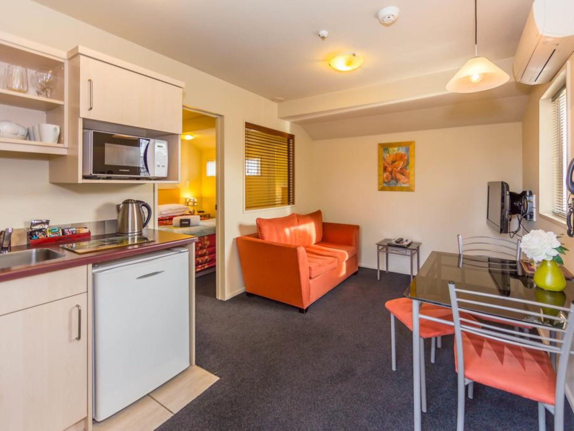 Roma On Riccarton Motel 4*