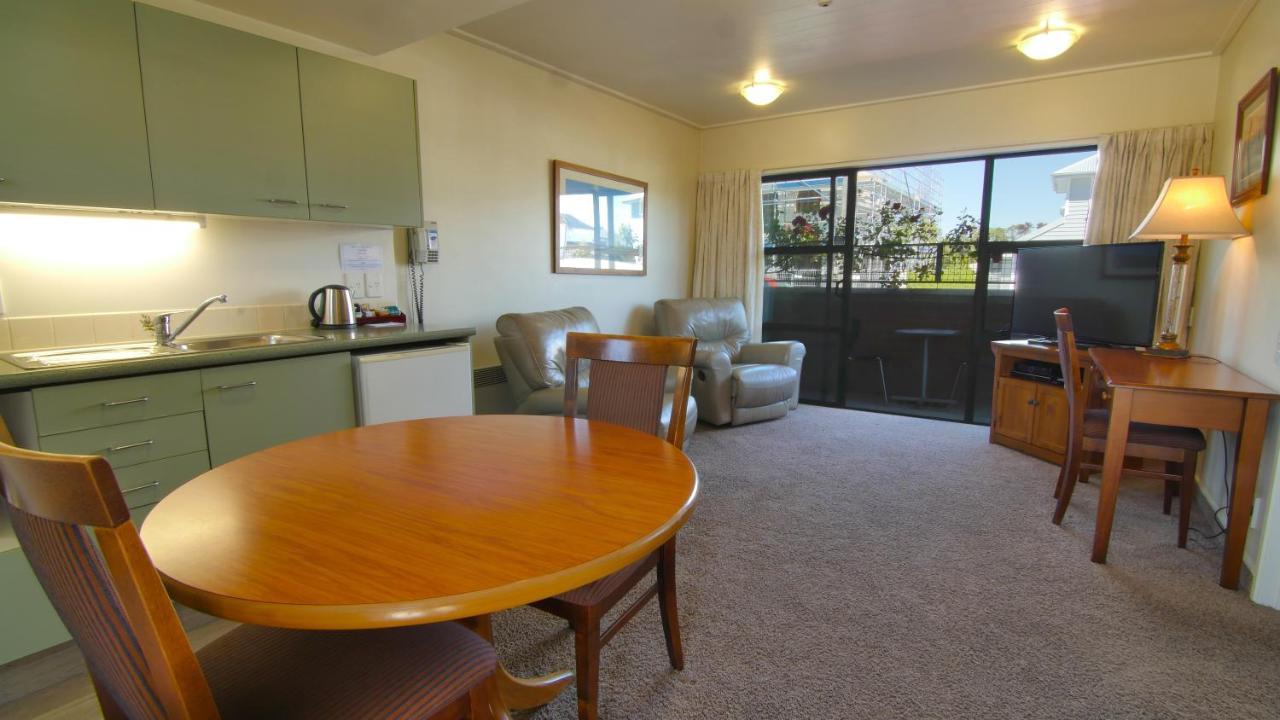 Country Glen Motel