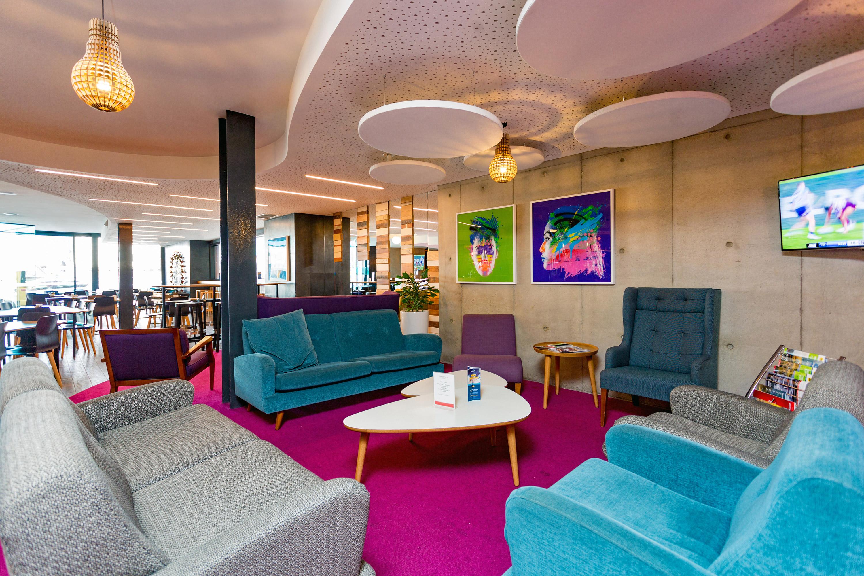 Breakfree On Cashel, An Accor
