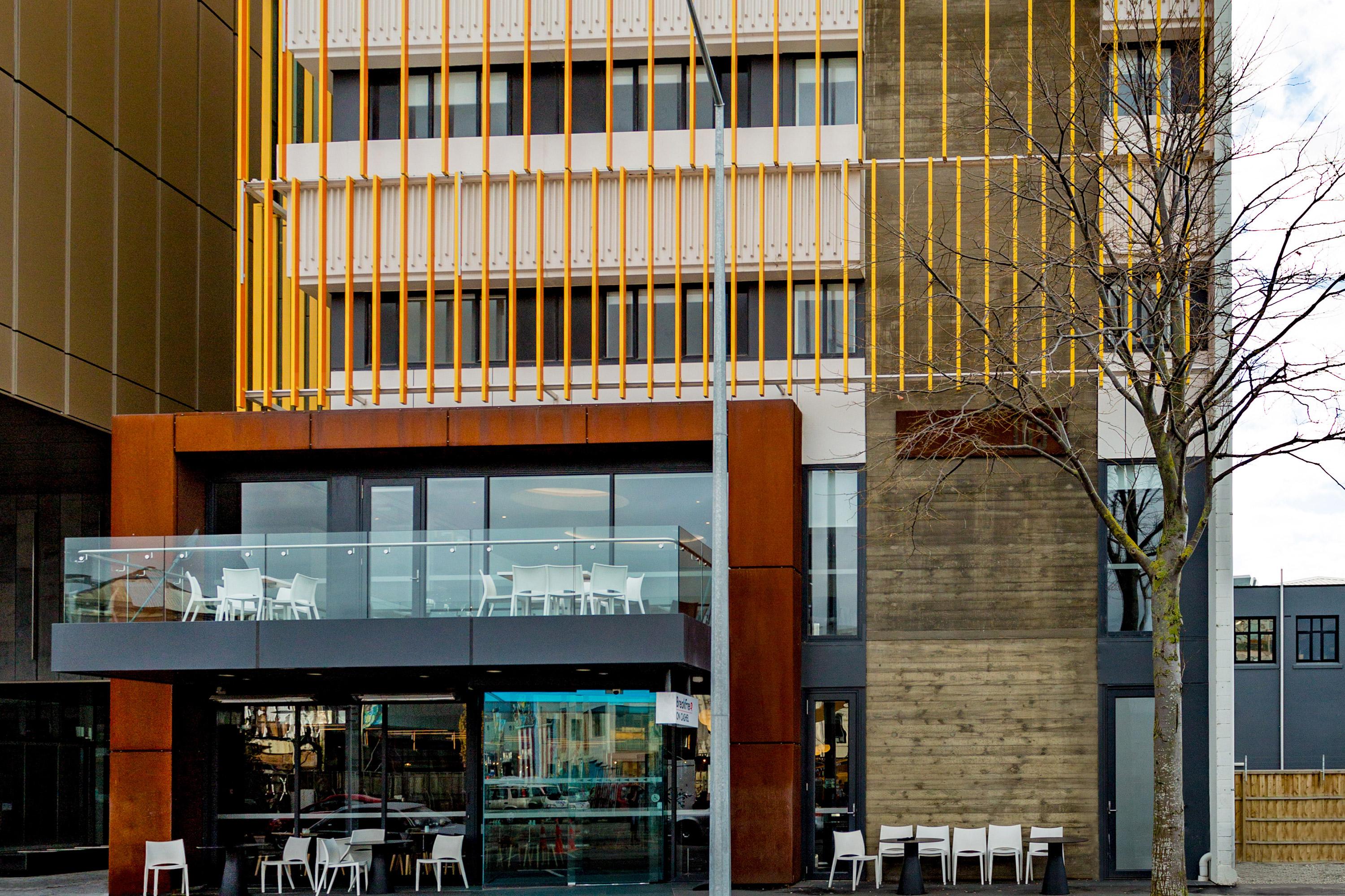 Breakfree On Cashel, An Accor
