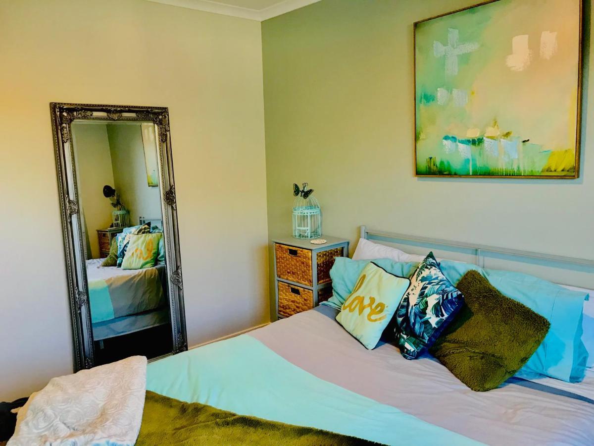 Hospedagem domiciliar A Little Bit Beachy Modern Guest And Private Toilet Christchurch