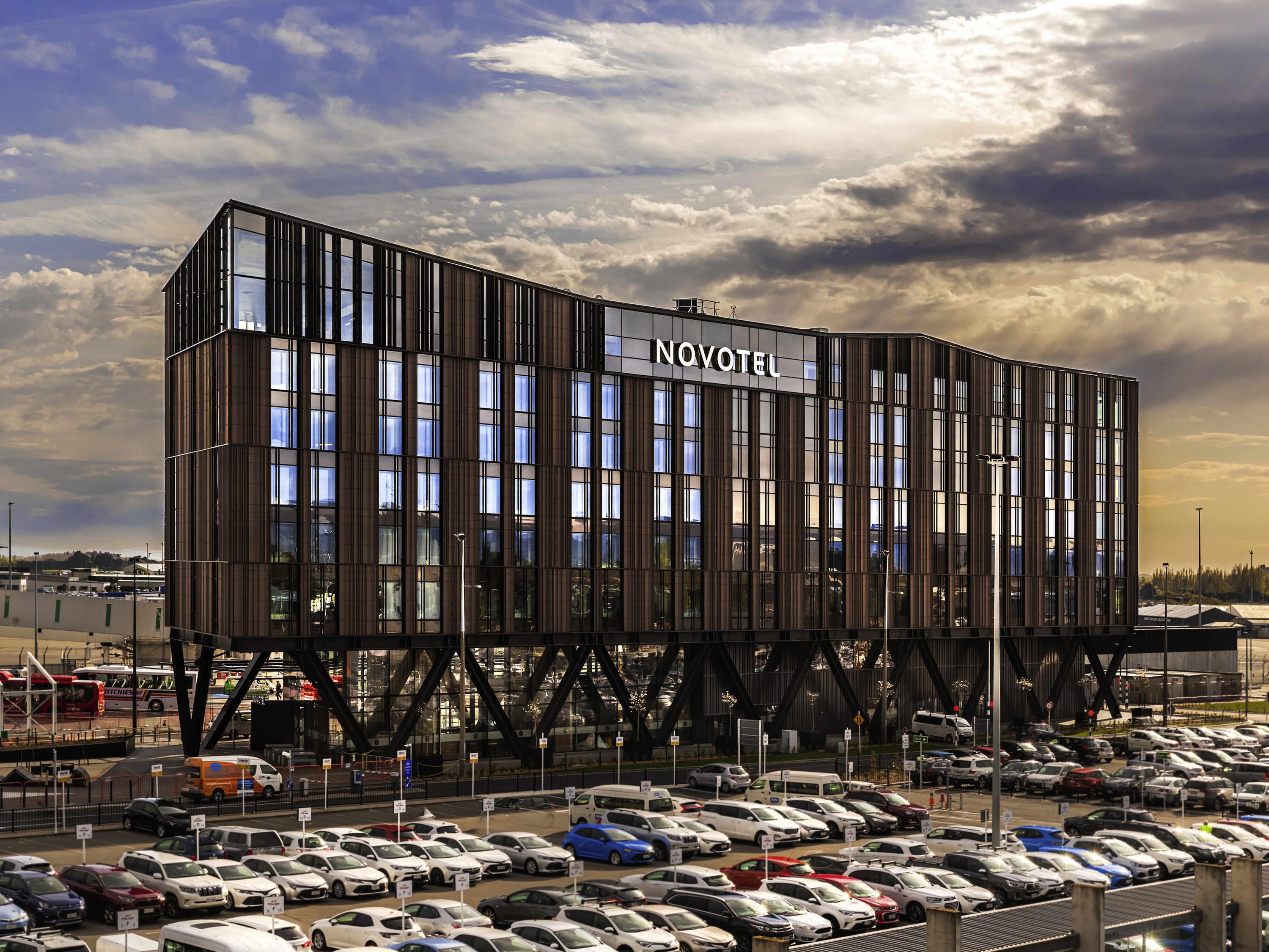 Novotel Airport Hotel