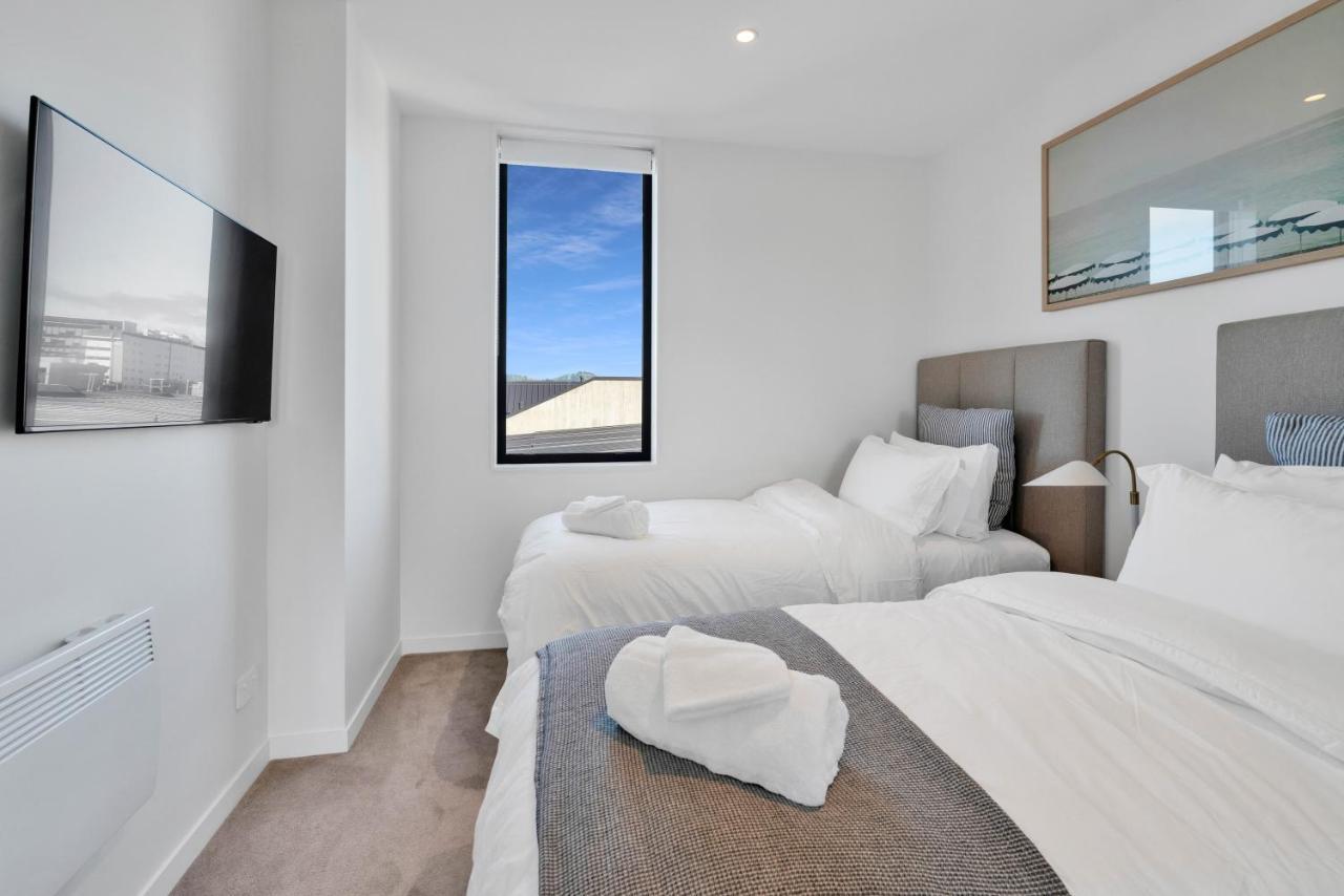 Floor Luxury W Sunny Balcony Christchurch