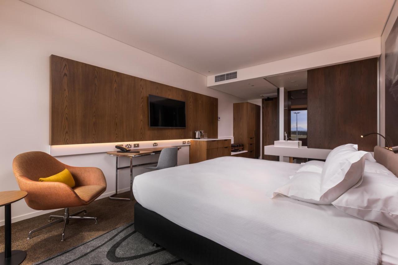 Hotel Novotel Airport 4*