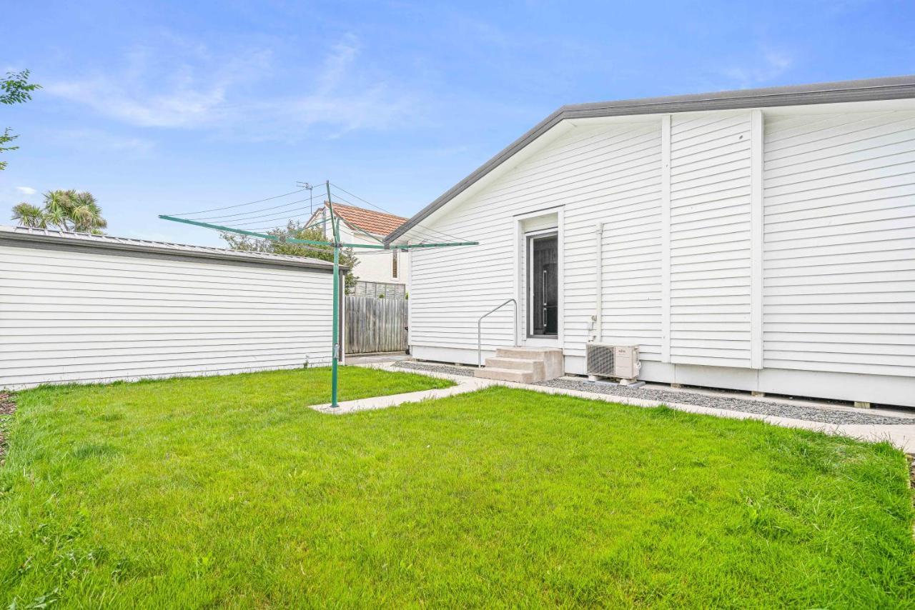 Apartment Cozy Merivale Two Bed W Parking Christchurch