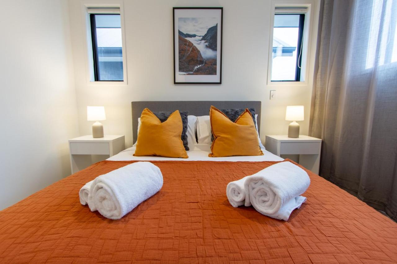 Luxurious Inner City 2 Bed Pad Apartment *