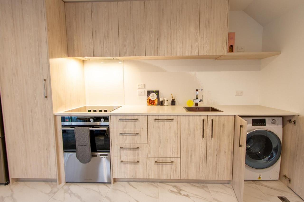Luxurious Inner City 2 Bed Pad * Christchurch