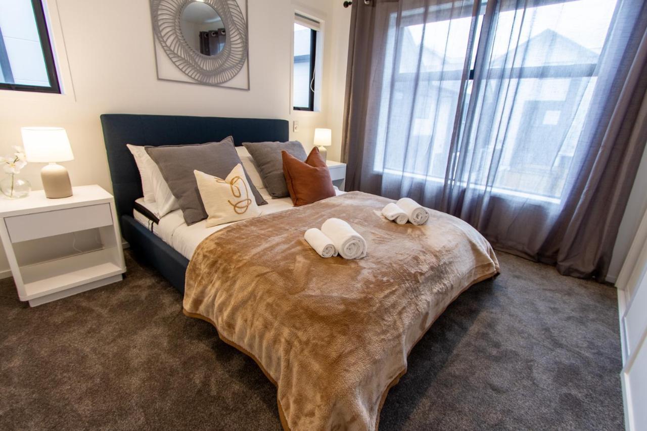 Luxurious Inner City 2 Bed Pad * Christchurch