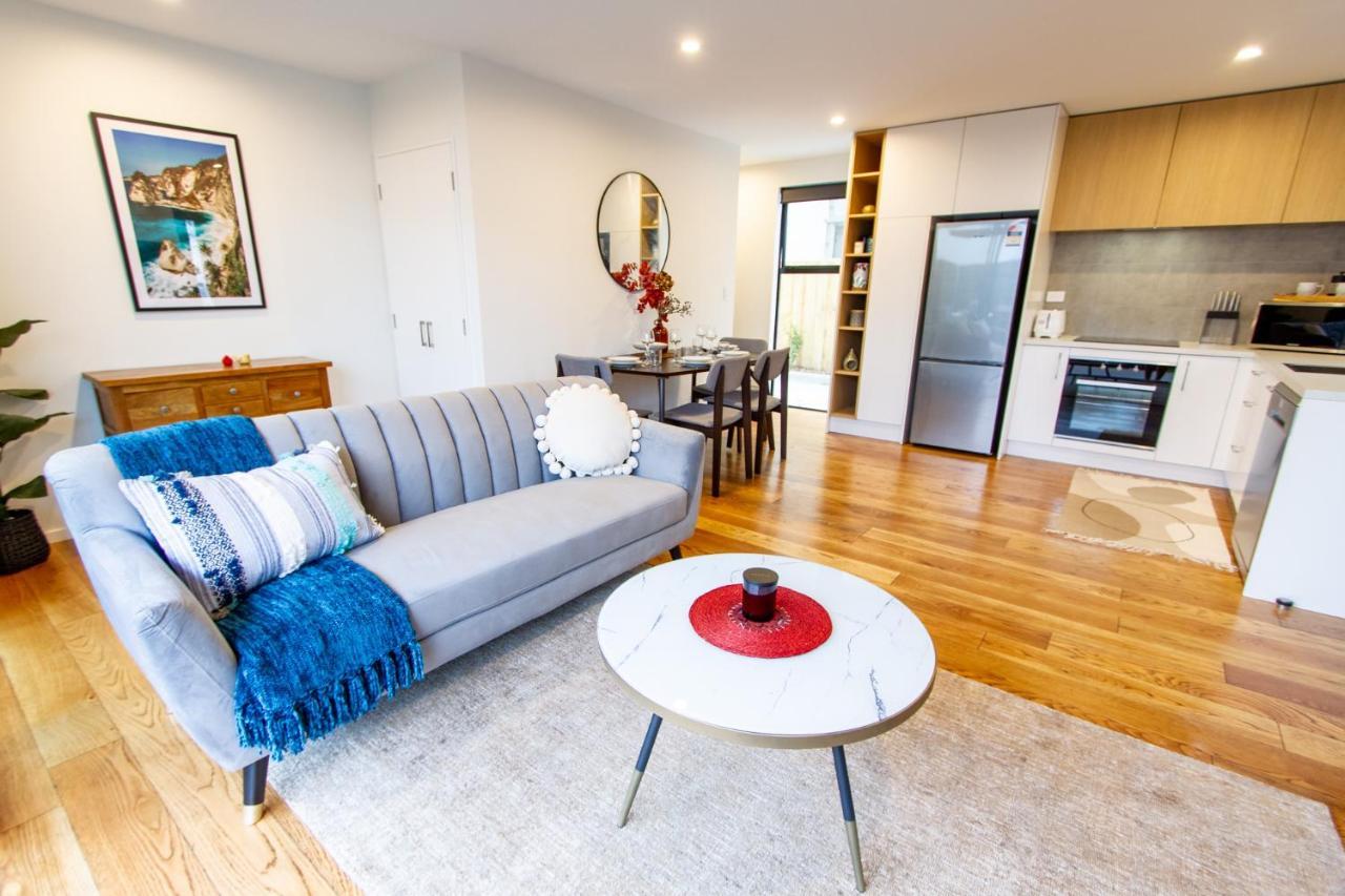 2 Bed Paradise Near Hagley Park Christchurch