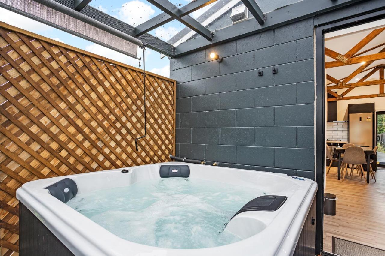 Unit With Bath *