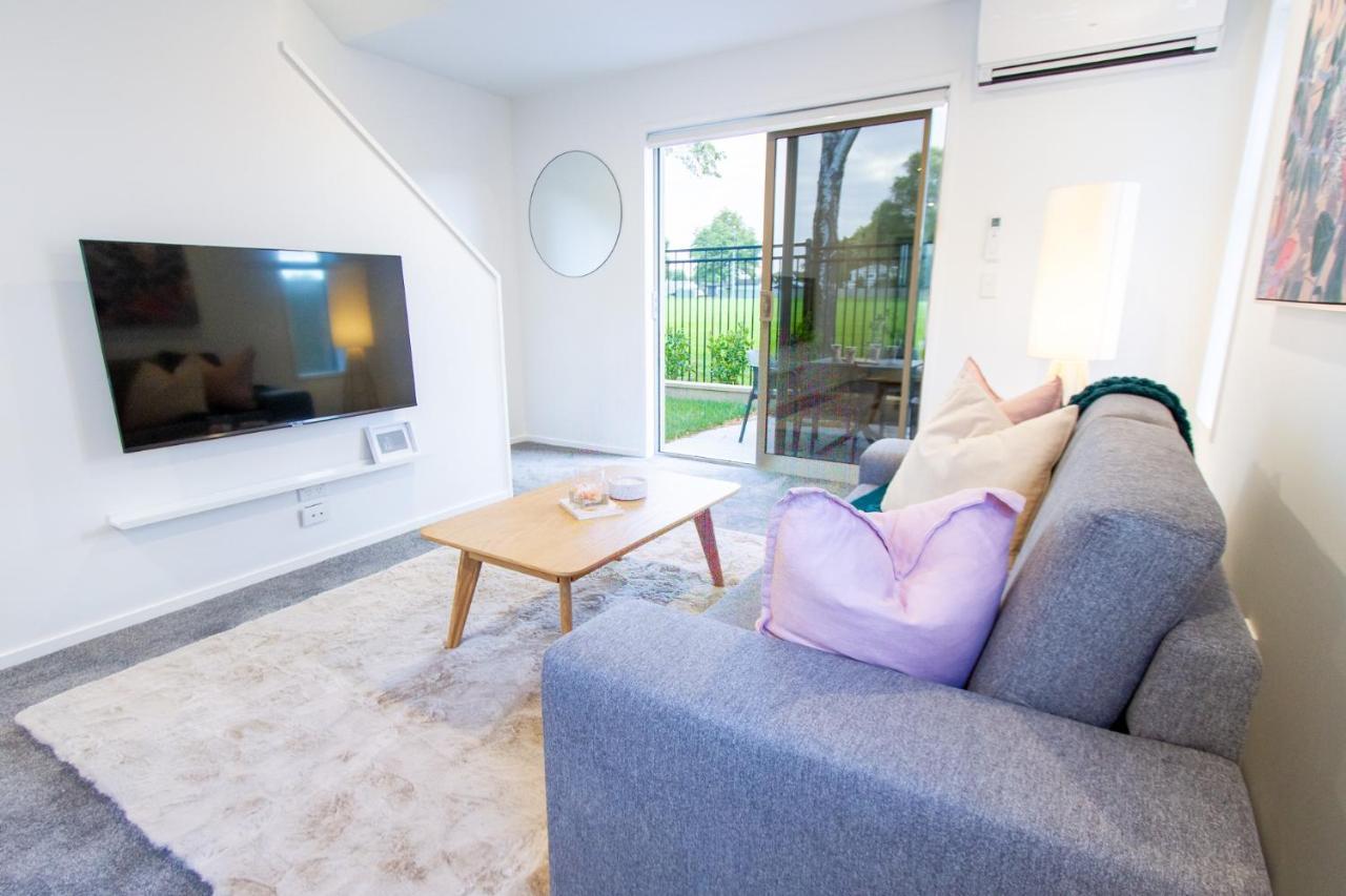 Apartment 2 Bedrooms Overlooking Park - Exquisite Views